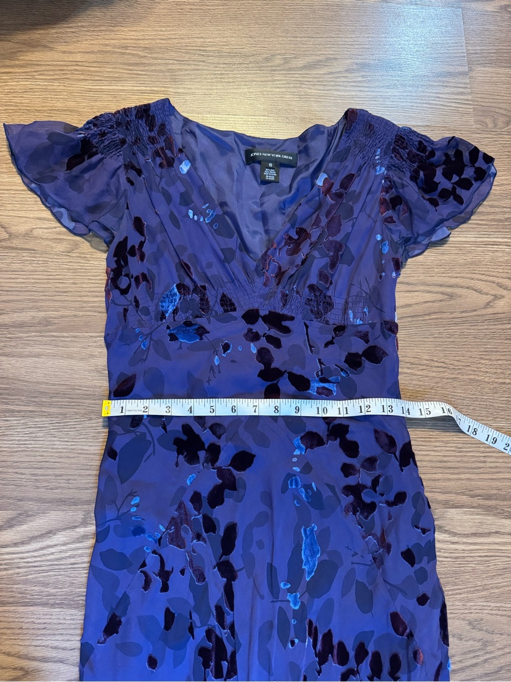 Jones New York Purple Velvet Floral V‑Neck Midi Dress - Picture 11 of 12